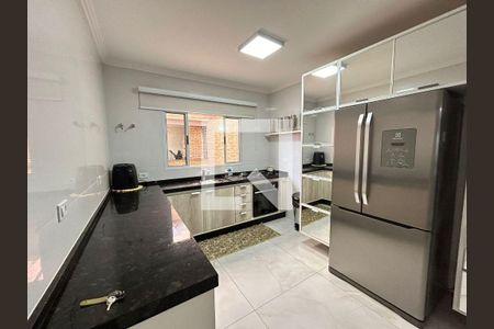 Casa à venda com 3 quartos, 184m² em Baeta Neves, São Bernardo do Campo