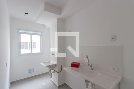 Cozinha e Área de Serviço de kitnet/studio para alugar com 1 quarto, 24m² em Jardim Helena, São Paulo