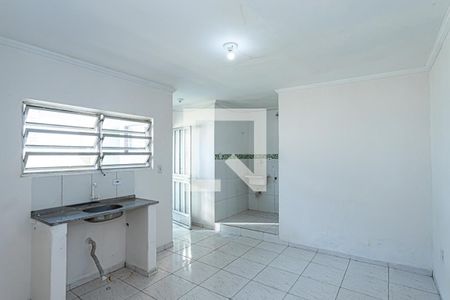 Sala e cozinha de casa para alugar com 1 quarto, 40m² em Vila Pereira Barreto, São Paulo