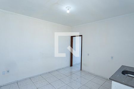 Sala e cozinha de casa para alugar com 1 quarto, 40m² em Vila Pereira Barreto, São Paulo