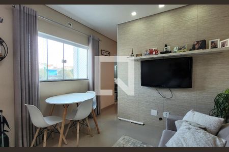 Sala de apartamento para alugar com 2 quartos, 80m² em Vila Junqueira, Santo André