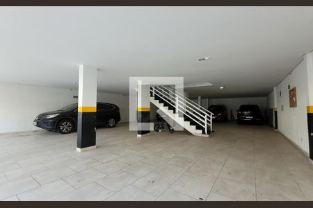 Apartamento para alugar com 80m², 2 quartos e 1 vaga Apartamento para alugar com 80m², 2 quartos e 1 vagaGaragem