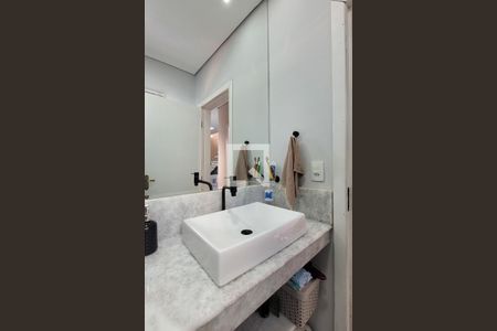 Apartamento para alugar com 80m², 2 quartos e 1 vaga Apartamento para alugar com 80m², 2 quartos e 1 vagaBanheiro