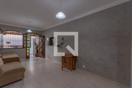 Sala de casa à venda com 2 quartos, 87m² em Santa Monica, Belo Horizonte