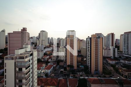 Sacada de casa à venda com 3 quartos, 110m² em Aclimação, São Paulo