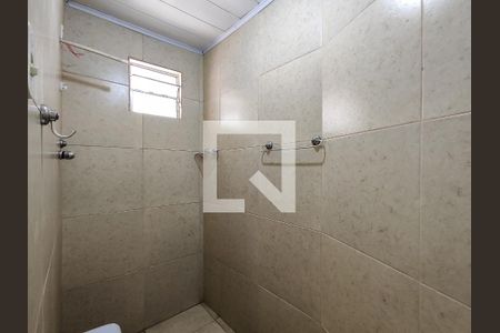 Banheiro de kitnet/studio para alugar com 1 quarto, 21m² em São Cristóvão, Rio de Janeiro