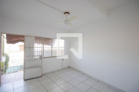 Sala de casa para alugar com 2 quartos, 110m² em Mutua, São Gonçalo