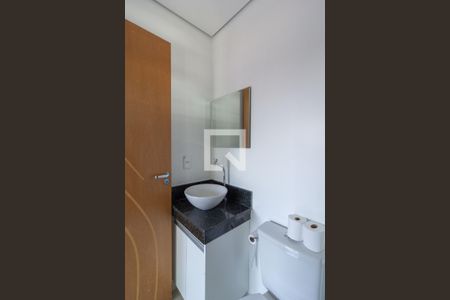 Banheiro de apartamento para alugar com 1 quarto, 52m² em Vila Gomes Cardim, São Paulo