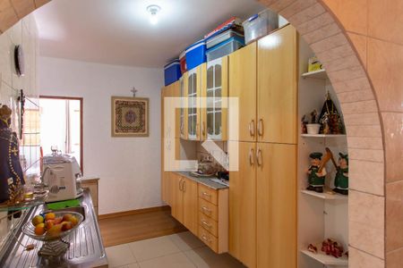 Cozinha de casa à venda com 3 quartos, 210m² em Jacqueline, Belo Horizonte