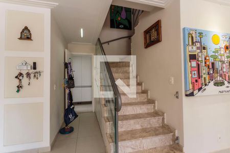 Escada de casa de condomínio à venda com 4 quartos, 210m² em Indianópolis, São Paulo