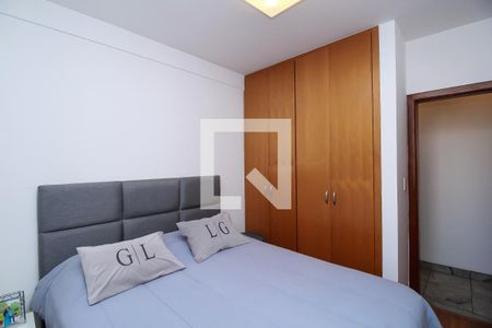 Quarto 1 de apartamento à venda com 2 quartos, 65m² em Lourdes, Belo Horizonte