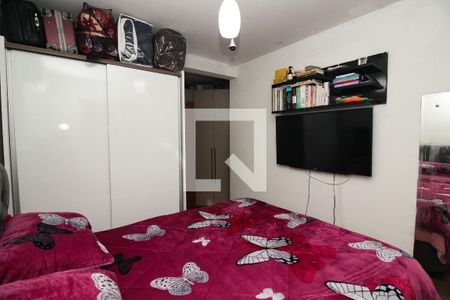 Quarto de apartamento à venda com 1 quarto, 62m² em Medianeira, Porto Alegre