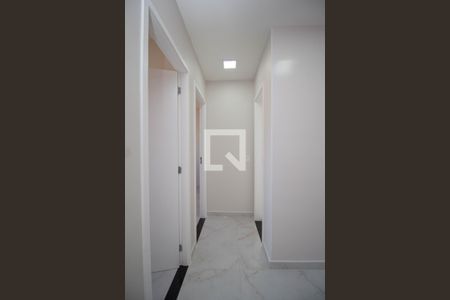 Corredor de apartamento para alugar com 2 quartos, 42m² em Vila Pirituba, São Paulo