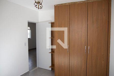 Quarto 1 de apartamento para alugar com 2 quartos, 70m² em Jardim Goiás, Goiânia