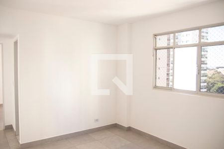 Sala de apartamento para alugar com 2 quartos, 70m² em Jardim Goiás, Goiânia