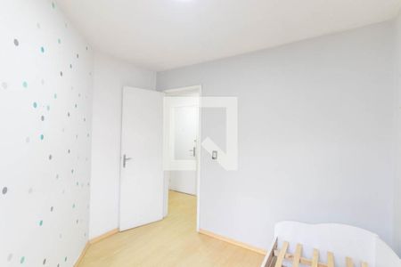 Quarto 1 de apartamento para alugar com 2 quartos, 53m² em Capão Raso, Curitiba