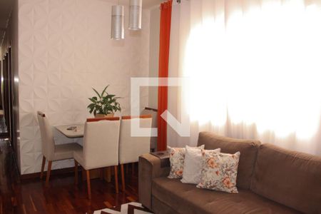 Sala de apartamento à venda com 3 quartos, 74m² em Centro, Contagem