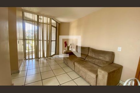 Sala de apartamento para alugar com 1 quarto, 60m² em Buritis, Belo Horizonte