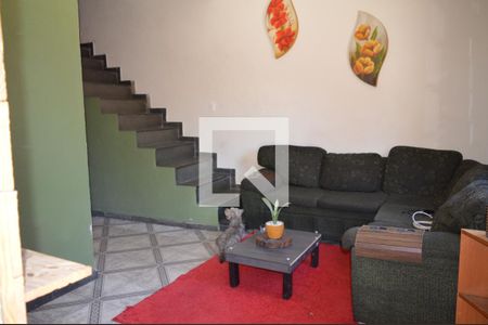 sala de casa à venda com 5 quartos, 270m² em Centro, Contagem