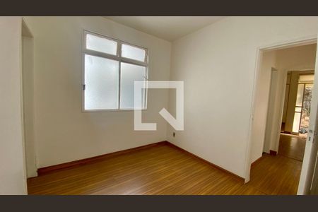 Sala 2 de apartamento para alugar com 3 quartos, 100m² em Cidade Jardim, Belo Horizonte