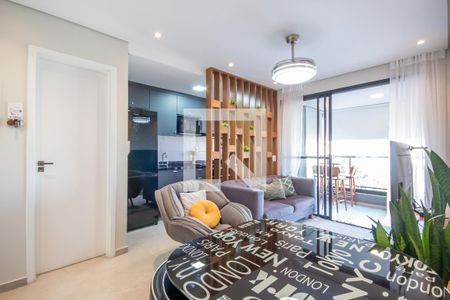 Sala de apartamento à venda com 2 quartos, 64m² em Vila Osasco, Osasco