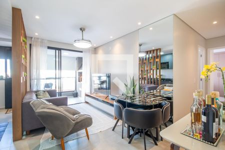 Sala de apartamento à venda com 2 quartos, 64m² em Vila Osasco, Osasco