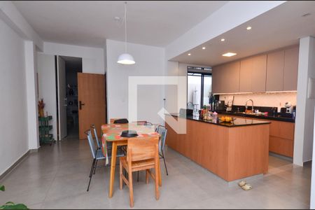 Sala 2 ambientes de apartamento à venda com 3 quartos, 145m² em Santo Antônio, Belo Horizonte