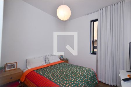 Quarto2 de apartamento à venda com 3 quartos, 145m² em Santo Antônio, Belo Horizonte