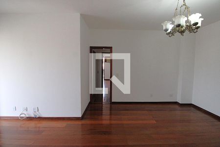 Corredor de apartamento para alugar com 4 quartos, 230m² em Méier, Rio de Janeiro