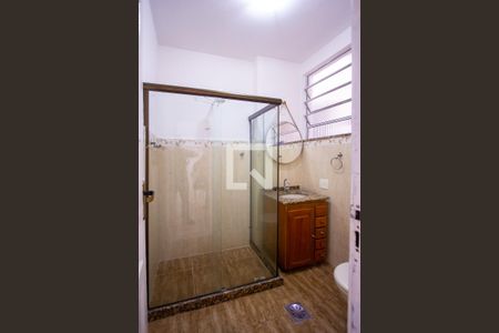 Banheiro de apartamento para alugar com 1 quarto, 50m² em São Francisco, Niterói