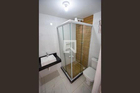 Banheiro de casa de condomínio para alugar com 1 quarto, 34m² em Piedade, Rio de Janeiro