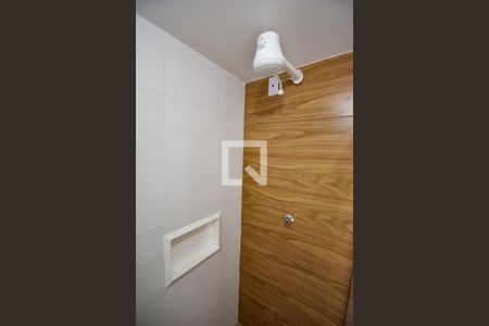 Banheiro de casa de condomínio para alugar com 1 quarto, 34m² em Piedade, Rio de Janeiro