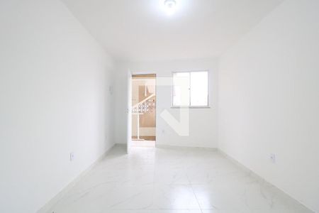 Sala de apartamento para alugar com 1 quarto, 34m² em Piedade, Rio de Janeiro