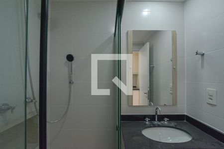 Banheiro de kitnet/studio à venda com 1 quarto, 27m² em Vila Mariana, São Paulo