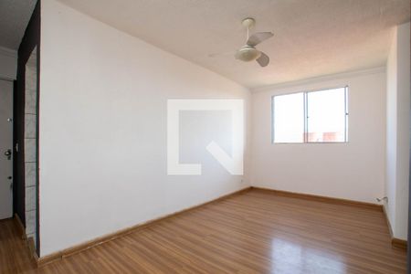 Sala de apartamento para alugar com 2 quartos, 48m² em Inocoop, Guarulhos