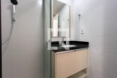 Banheiro de kitnet/studio à venda com 1 quarto, 27m² em Vila Mariana, São Paulo