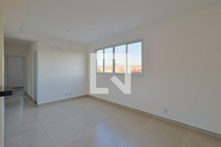 Sala de apartamento à venda com 3 quartos, 73m² em Padre Eustáquio, Belo Horizonte