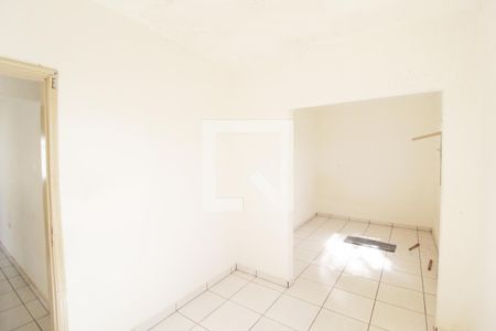 Quarto  de casa para alugar com 3 quartos, 80m² em Tibery, Uberlândia