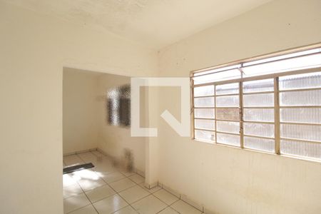 Quarto  de casa para alugar com 3 quartos, 80m² em Tibery, Uberlândia