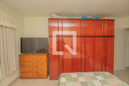 Quarto 2 de casa para alugar com 5 quartos, 310m² em Vila Tolstoi, São Paulo