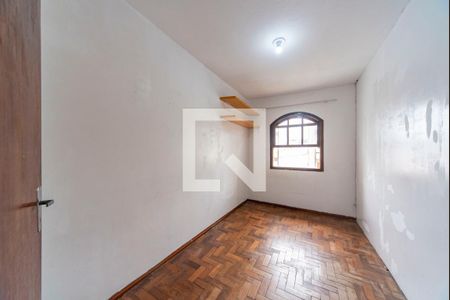 Quarto 1 de casa à venda com 3 quartos, 117m² em Vila Scarpelli, Santo André