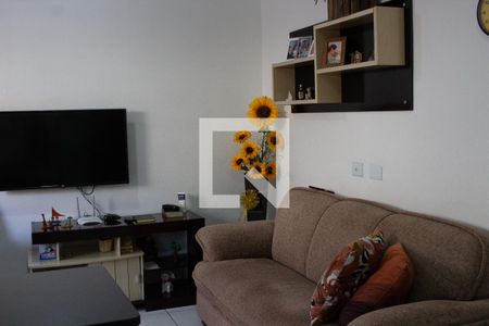 Sala/Cozinha de casa para alugar com 1 quarto, 59m² em Jardim Nova Itaqua, Itaquaquecetuba