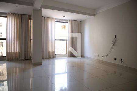 Sala de apartamento para alugar com 3 quartos, 144m² em Setor Bueno, Goiânia