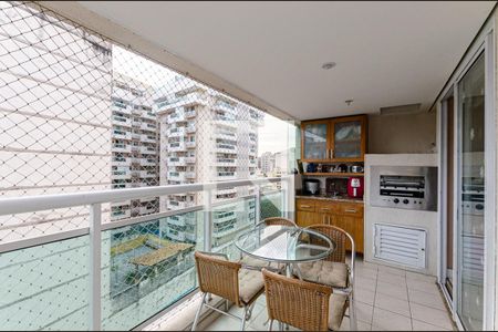 Sala de apartamento à venda com 2 quartos, 70m² em Santa Rosa, Niterói