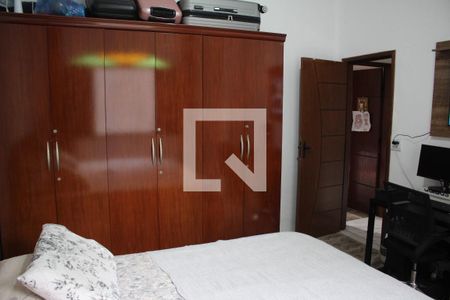 Quarto 2 de casa à venda com 3 quartos, 360m² em Jardim Vera Cruz, Contagem