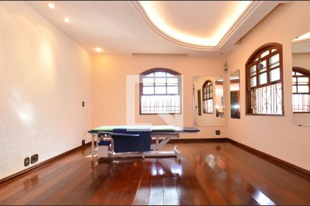 Sala de estar de casa à venda com 3 quartos, 176m² em Colégio Batista, Belo Horizonte