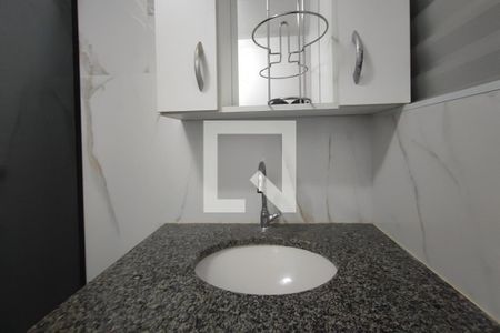 Banheiro Suíte de apartamento para alugar com 2 quartos, 51m² em Jardim Nova Europa, Campinas