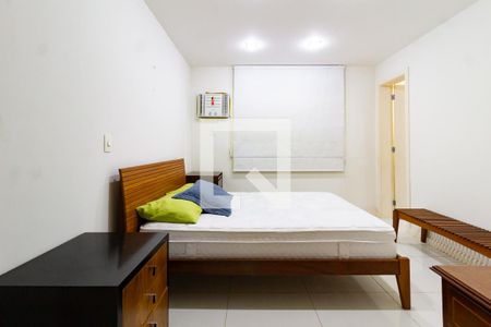 Suíte  de apartamento à venda com 2 quartos, 67m² em Ipanema, Rio de Janeiro