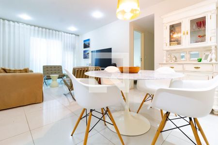 Sala  de apartamento à venda com 2 quartos, 67m² em Ipanema, Rio de Janeiro