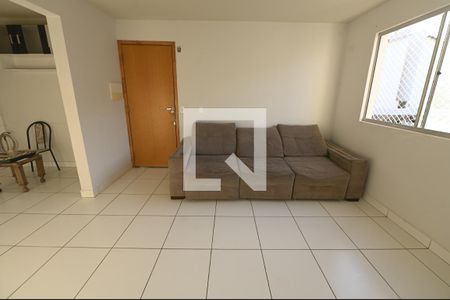 Sala de apartamento para alugar com 2 quartos, 98m² em Vila Maria, Aparecida de Goiânia